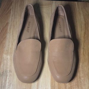 Suede tan loafers 🤎